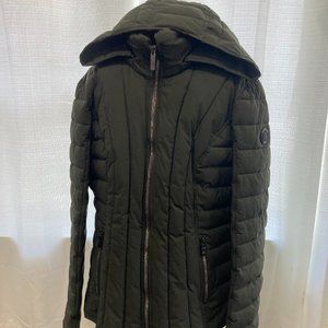 Unisex Nautica Olive Green puffer jacket with removable hood